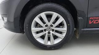 Used 2014 Volkswagen Polo [2010-2014] Highline1.2L (P) Petrol Manual tyres LEFT FRONT TYRE RIM VIEW