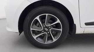 Used 2017 Hyundai Grand i10 [2017-2020] Sportz AT 1.2 Kappa VTVT Petrol Automatic tyres LEFT FRONT TYRE RIM VIEW