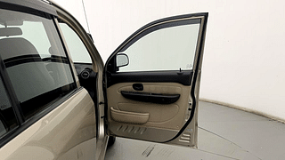 Used 2011 Hyundai Santro Xing [2007-2014] GLS Petrol Manual interior RIGHT FRONT DOOR OPEN VIEW