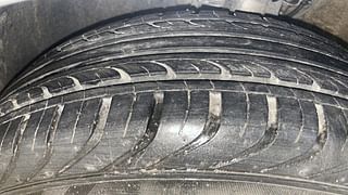 Used 2017 Volkswagen Polo [2015-2019] Comfortline 1.2L (P) Petrol Manual tyres LEFT FRONT TYRE TREAD VIEW