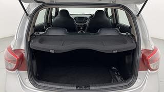 Used 2018 Hyundai Grand i10 [2017-2020] Sportz 1.2 Kappa VTVT Petrol Manual interior DICKY INSIDE VIEW