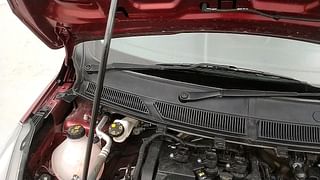 Used 2020 Ford Figo [2019-2021] Titanium Petrol Petrol Manual engine ENGINE RIGHT SIDE HINGE & APRON VIEW