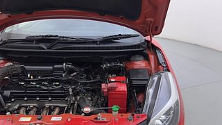 Used 2017 Maruti Suzuki Baleno [2015-2019] Alpha AT Petrol Petrol Automatic engine ENGINE LEFT SIDE HINGE & APRON VIEW