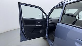Used 2010 Maruti Suzuki Wagon R 1.0 [2010-2019] LXi Petrol Manual interior LEFT FRONT DOOR OPEN VIEW