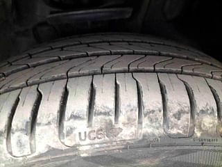 Used 2022 MG Motors Astor Savvy CVT S Red Petrol Automatic tyres RIGHT FRONT TYRE TREAD VIEW