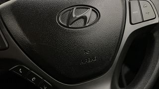 Used 2019 Hyundai New Santro 1.1 [2018-2020] Sportz SE Petrol Manual top_features Airbags