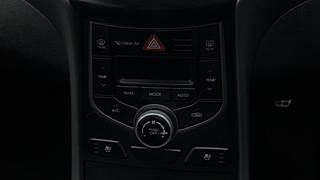 Used 2015 Hyundai Neo Fluidic Elantra [2012-2016] 1.8 SX MT VTVT Petrol Manual top_features Rear defogger