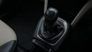 Used 2019 Hyundai New Santro 1.1 Era Executive Petrol Manual interior GEAR  KNOB VIEW