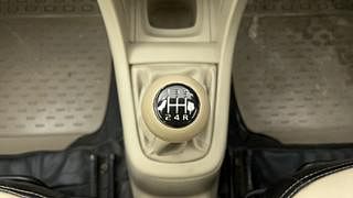 Used 2014 Maruti Suzuki Ertiga [2012-2015] ZXi Petrol Manual interior GEAR  KNOB VIEW