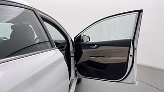 Used 2018 Hyundai Verna [2017-2020] 1.6 CRDI SX (O) Diesel Manual interior RIGHT FRONT DOOR OPEN VIEW
