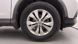 Used 2014 Honda CR-V [2013-2018] 2.4 AT Petrol Automatic tyres RIGHT FRONT TYRE RIM VIEW