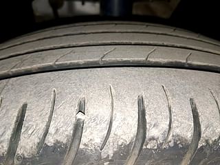 Used 2021 Mahindra XUV700 AX 7 Petrol AT 7 STR Petrol Automatic tyres RIGHT FRONT TYRE TREAD VIEW