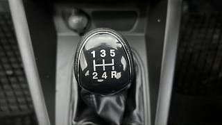 Used 2015 Ford Figo [2015-2019] Trend 1.5 TDCi Diesel Manual interior GEAR  KNOB VIEW