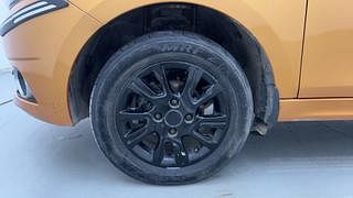 Used 2018 Tata Tiago [2016-2020] Revotron XZA AMT Petrol Automatic tyres LEFT FRONT TYRE RIM VIEW