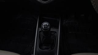 Used 2020 Toyota Glanza [2019-2022] G Petrol Manual interior GEAR  KNOB VIEW