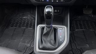 Used 2017 Hyundai Creta [2015-2018] 1.6 SX Plus Auto Diesel Automatic interior GEAR  KNOB VIEW