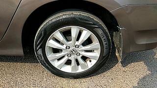 Used 2013 Honda City [2012-2013] V AT (AVN) Petrol Automatic tyres LEFT REAR TYRE RIM VIEW
