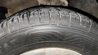 Used 2012 Hyundai i10 [2010-2016] Sportz CNG (Outside Fitted) Petrol+cng Manual tyres LEFT FRONT TYRE TREAD VIEW