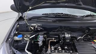 Used 2018 Maruti Suzuki Alto 800 [2016-2019] Lxi (O) Petrol Manual engine ENGINE RIGHT SIDE HINGE & APRON VIEW