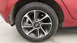 Used 2018 Hyundai Grand i10 [2017-2020] Asta 1.2 Kappa VTVT Petrol Manual tyres RIGHT REAR TYRE RIM VIEW