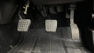 Used 2018 Tata Safari Storme [2015-2019] 2.2 EX 4X2 Diesel Manual interior PEDALS VIEW