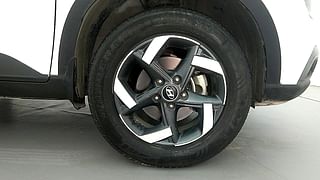 Used 2019 Hyundai Venue [2019-2022] SX 1.0  Turbo Petrol Manual tyres RIGHT FRONT TYRE RIM VIEW