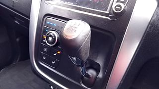 Used 2018 Mahindra KUV100 [2016-2019] K8 NXT AT Diesel Automatic interior GEAR  KNOB VIEW