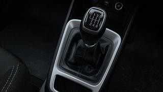 Used 2021 Hyundai Venue [2019-2022] SX 1.0  Turbo Petrol Manual interior GEAR  KNOB VIEW