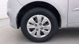 Used 2011 Hyundai i10 [2010-2016] Sportz AT Petrol Petrol Automatic tyres LEFT FRONT TYRE RIM VIEW