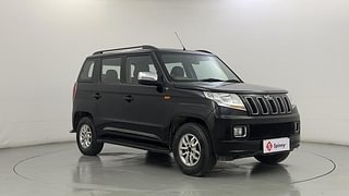 Used 2018 Mahindra TUV300 [2015-2020] T8 mHAWK100 Diesel Manual exterior RIGHT FRONT CORNER VIEW