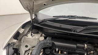 Used 2019 Maruti Suzuki Swift [2017-2021] VXI AMT Petrol Automatic engine ENGINE RIGHT SIDE HINGE & APRON VIEW