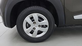 Used 2018 Renault Kwid [2017-2019] RXT 1.0 SCE Special Petrol Manual tyres LEFT FRONT TYRE RIM VIEW