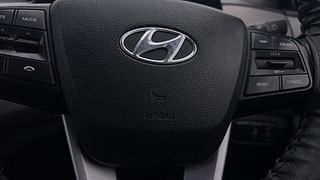 Used 2018 Hyundai Creta [2018-2020] 1.6 SX AT Diesel Automatic top_features Airbags