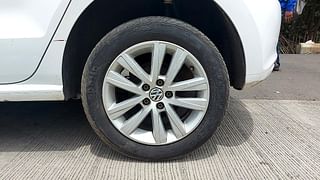 Used 2013 Volkswagen Polo [2010-2014] Highline 1.2 (D) Diesel Manual tyres LEFT FRONT TYRE RIM VIEW