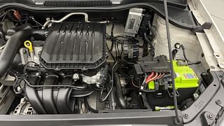 Used 2018 Volkswagen Polo [2018-2022] Comfortline 1.0L (P) Petrol Manual engine ENGINE LEFT SIDE VIEW