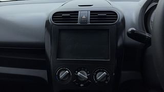 Used 2010 Maruti Suzuki Ritz [2009-2012] Lxi Petrol Manual interior MUSIC SYSTEM & AC CONTROL VIEW