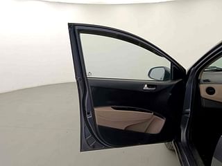 Used 2018 Hyundai Xcent [2017-2019] SX Diesel Diesel Manual interior LEFT FRONT DOOR OPEN VIEW