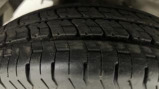 Used 2014 Hyundai Eon [2011-2018] Magna Petrol Manual tyres RIGHT REAR TYRE TREAD VIEW