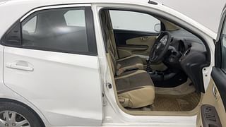 Used 2012 Honda Brio [2011-2016] V MT Petrol Manual interior RIGHT SIDE FRONT DOOR CABIN VIEW