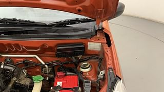 Used 2015 Maruti Suzuki Alto K10 [2014-2019] VXi Petrol Manual engine ENGINE LEFT SIDE HINGE & APRON VIEW