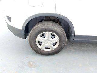 Used 2019 Tata Harrier XM Diesel Manual tyres RIGHT REAR TYRE RIM VIEW