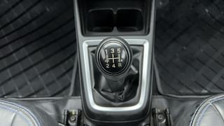 Used 2019 Maruti Suzuki Swift [2017-2021] VXi Petrol Manual interior GEAR  KNOB VIEW