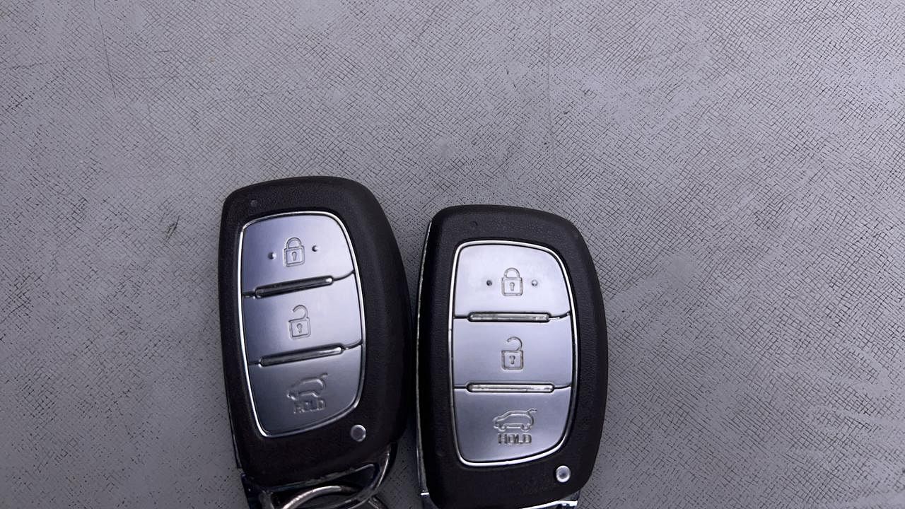 Used 2015 Hyundai Elite i20 [2014-2018] Asta 1.2 Petrol Manual extra CAR KEY VIEW