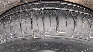 Used 2010 Hyundai i10 [2010-2016] Sportz 1.2 Petrol Petrol Manual tyres LEFT REAR TYRE TREAD VIEW