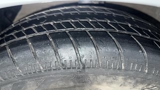 Used 2014 Hyundai Grand i10 [2013-2017] Sportz 1.2 Kappa VTVT Petrol Manual tyres LEFT FRONT TYRE TREAD VIEW