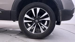 Used 2021 Nissan Kicks XV Petrol Petrol Manual tyres LEFT REAR TYRE RIM VIEW