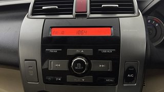 Used 2013 Honda City [2011-2014] 1.5 S MT Petrol Manual top_features Integrated (in-dash) music system