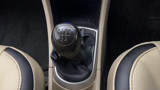 Used 2011 Hyundai Verna [2011-2015] Fluidic 1.6 VTVT SX Petrol Manual interior GEAR  KNOB VIEW