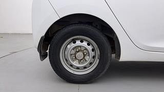 Used 2017 Hyundai Eon [2011-2018] Era + Petrol Manual tyres RIGHT REAR TYRE RIM VIEW