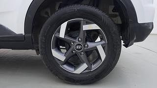 Used 2022 Hyundai Venue [2019-2022] SX Plus 1.0 Turbo DCT Petrol Automatic tyres LEFT REAR TYRE RIM VIEW